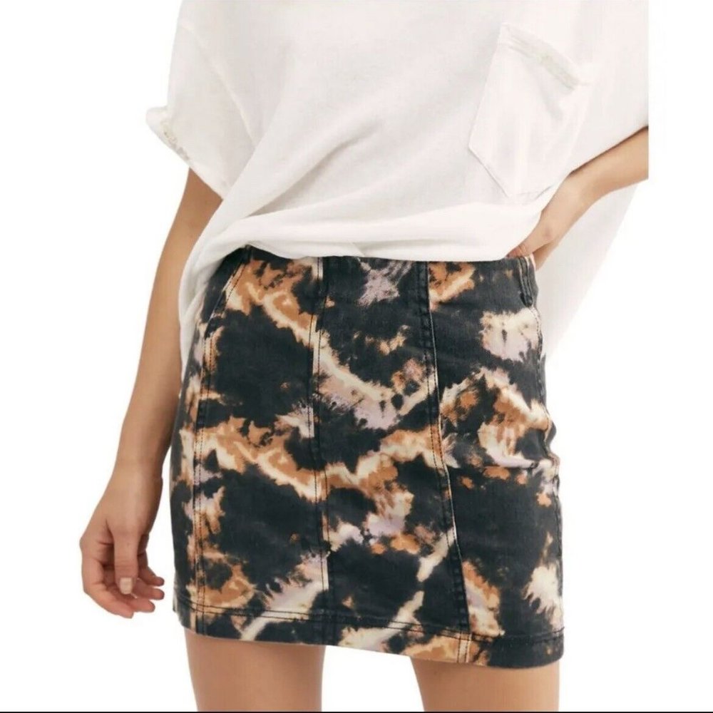 Free People Mini Skirt, size 8.